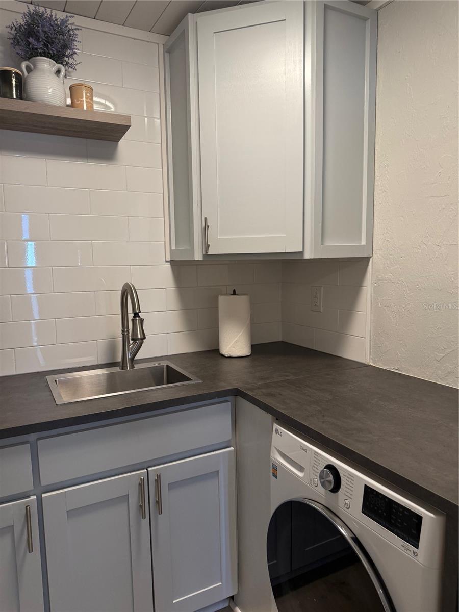 170 ROOSEVELT DR #10, SARASOTA, FL — photo 13