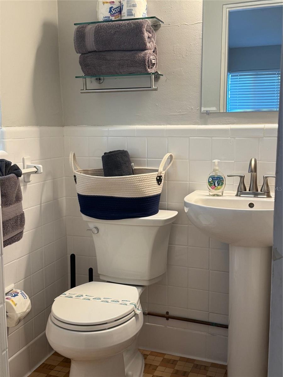 170 ROOSEVELT DR #10, SARASOTA, FL — photo 19