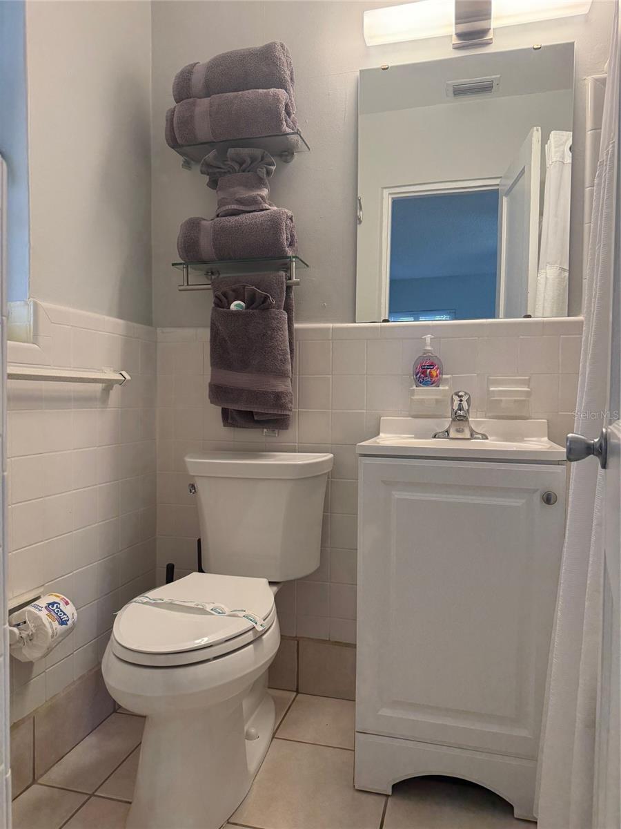 170 ROOSEVELT DR #10, SARASOTA, FL — photo 22