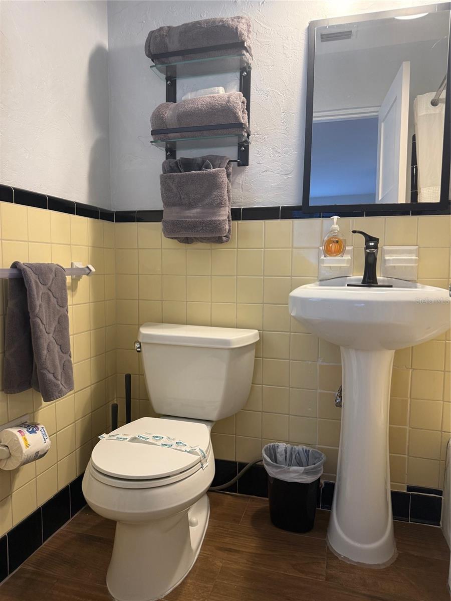170 ROOSEVELT DR #10, SARASOTA, FL — photo 24