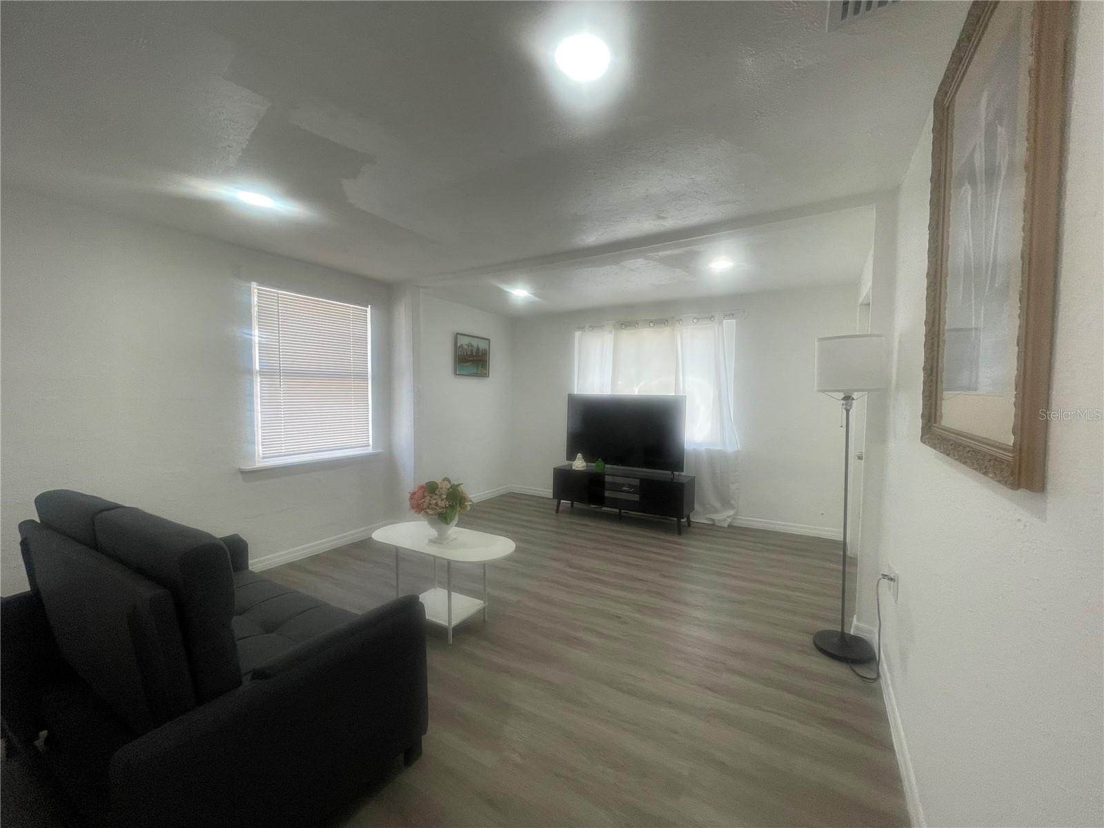 3950 45TH AVE N, ST PETERSBURG, FL — photo 15