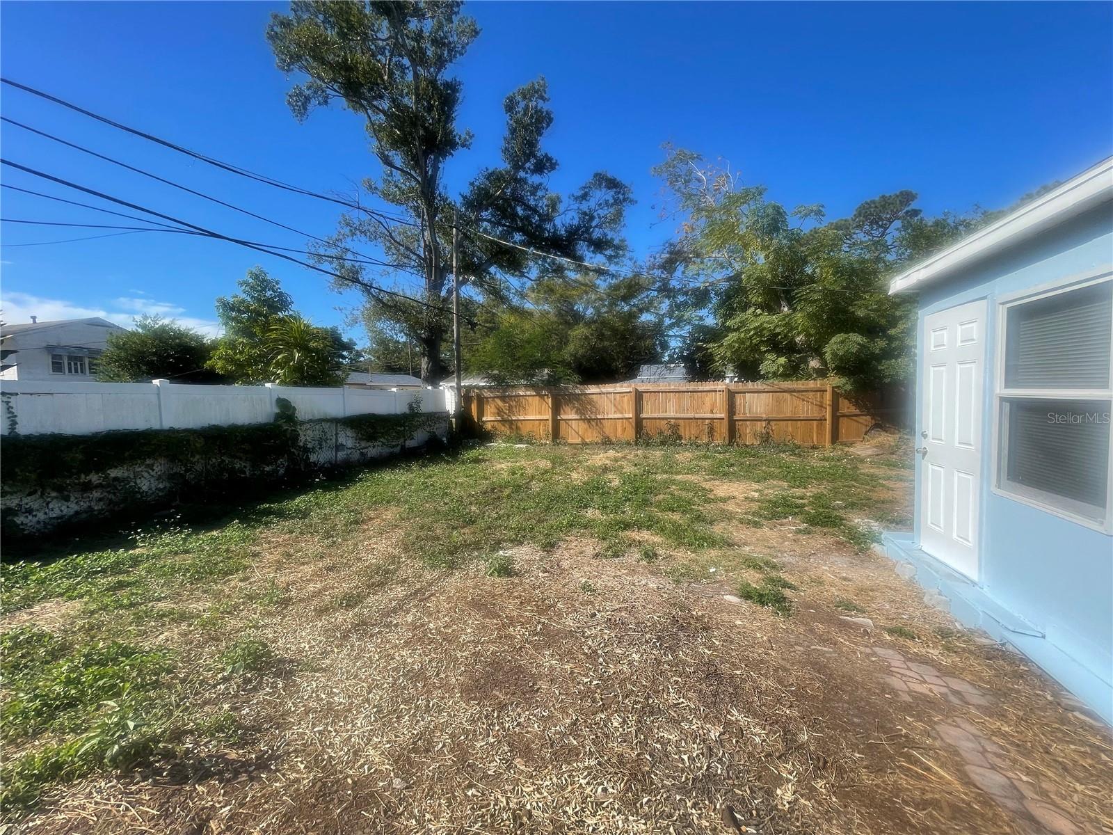 3950 45TH AVE N, ST PETERSBURG, FL — photo 49