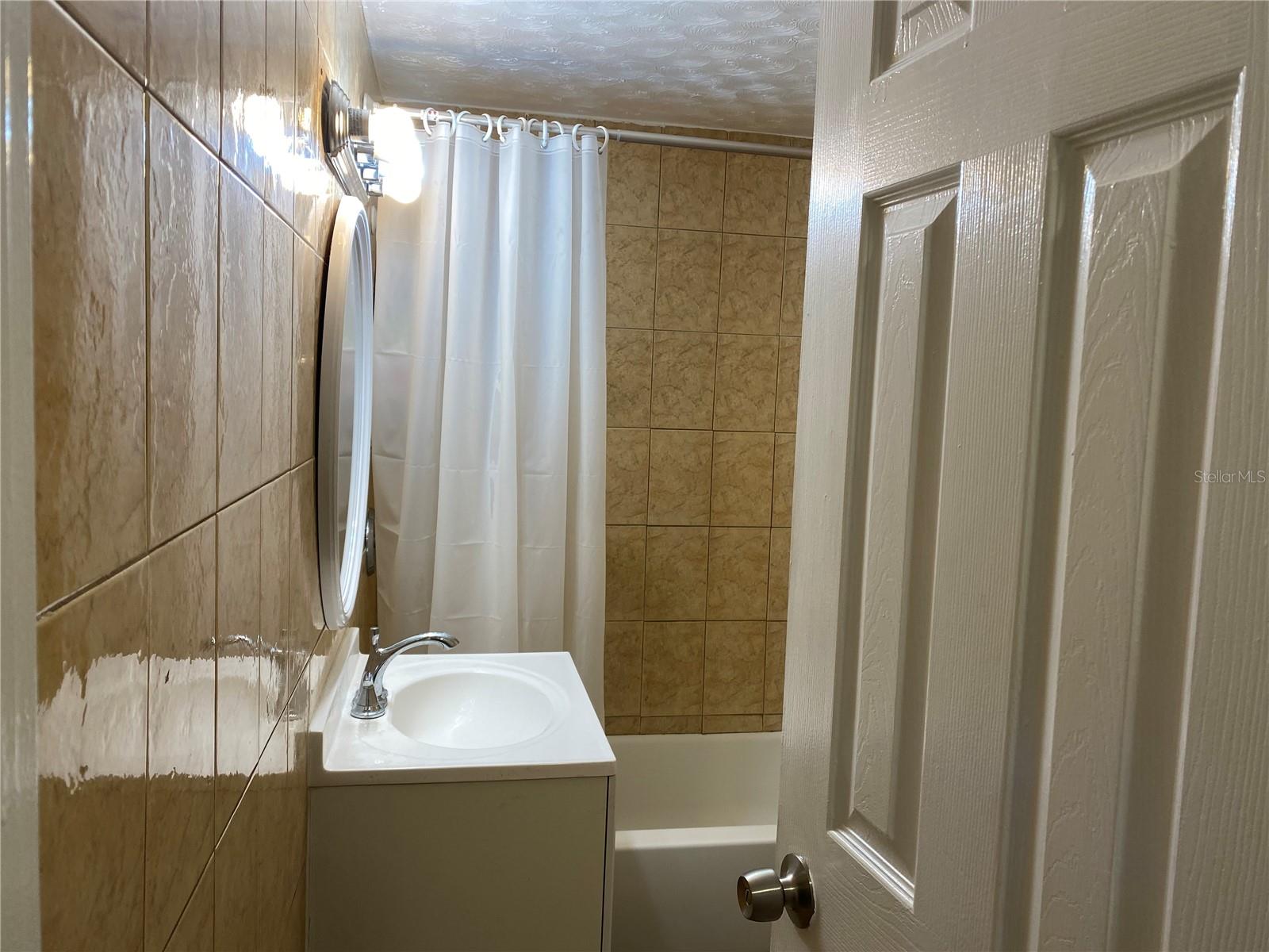 3950 45TH AVE N, ST PETERSBURG, FL — photo 32