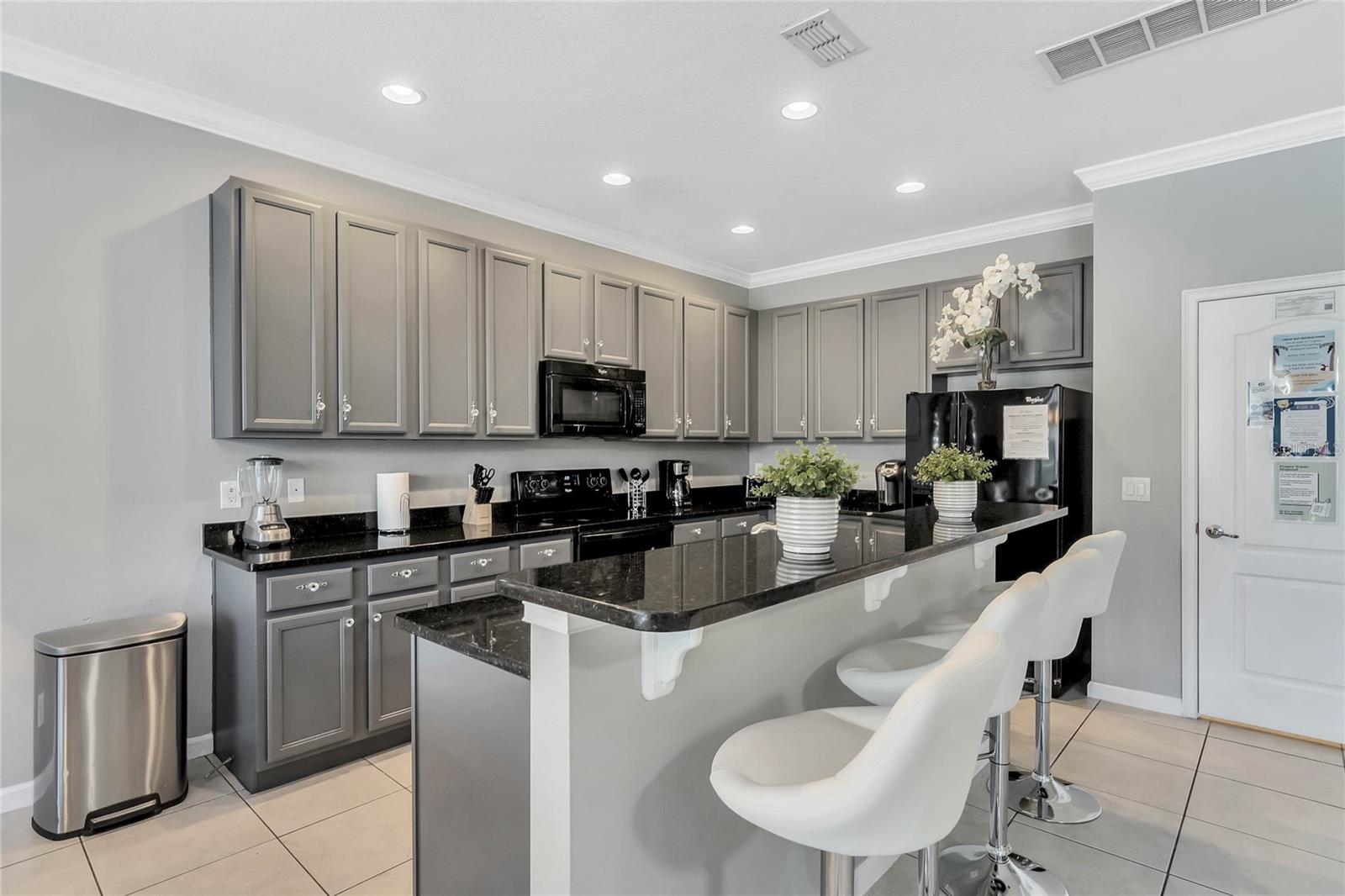 4348 ACORN CT, DAVENPORT, FL — photo 2
