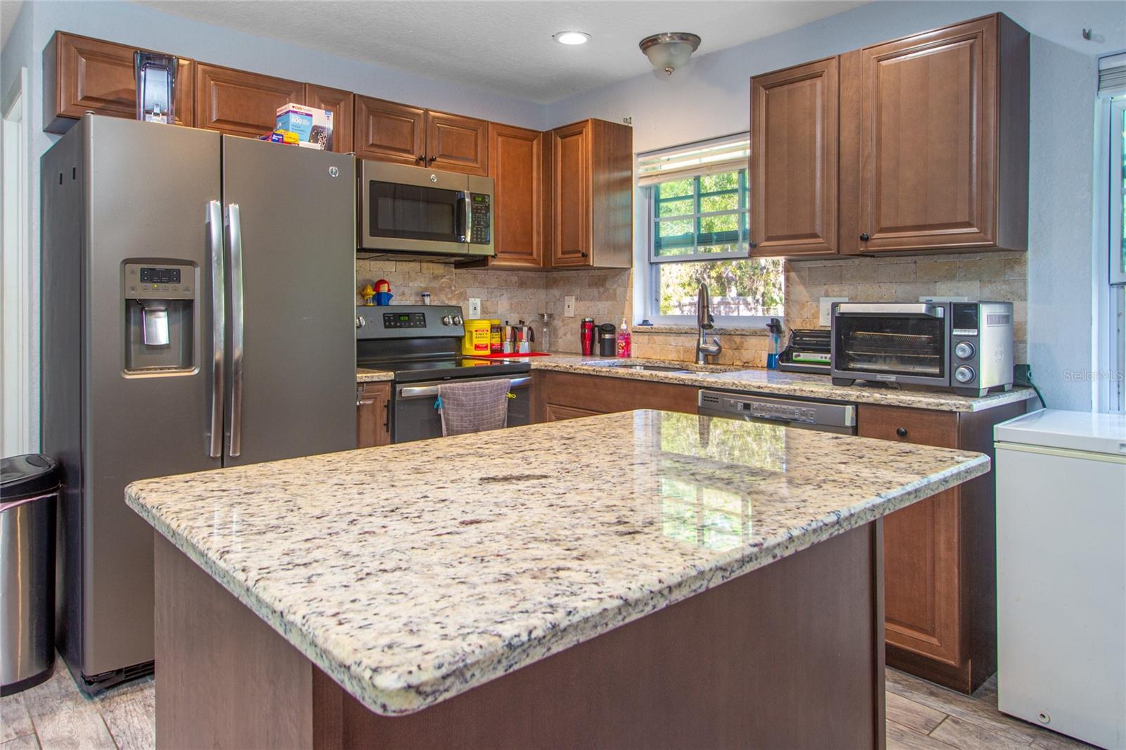6447 BRANDY DR, SPRING HILL, FL — photo 9