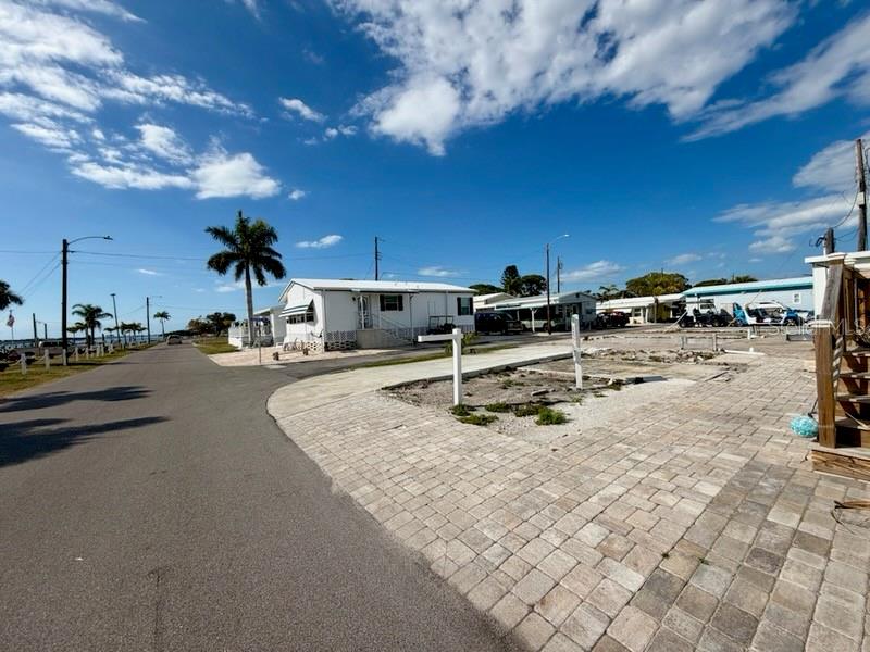 10315 CORTEZ RD W #2-4, BRADENTON, FL