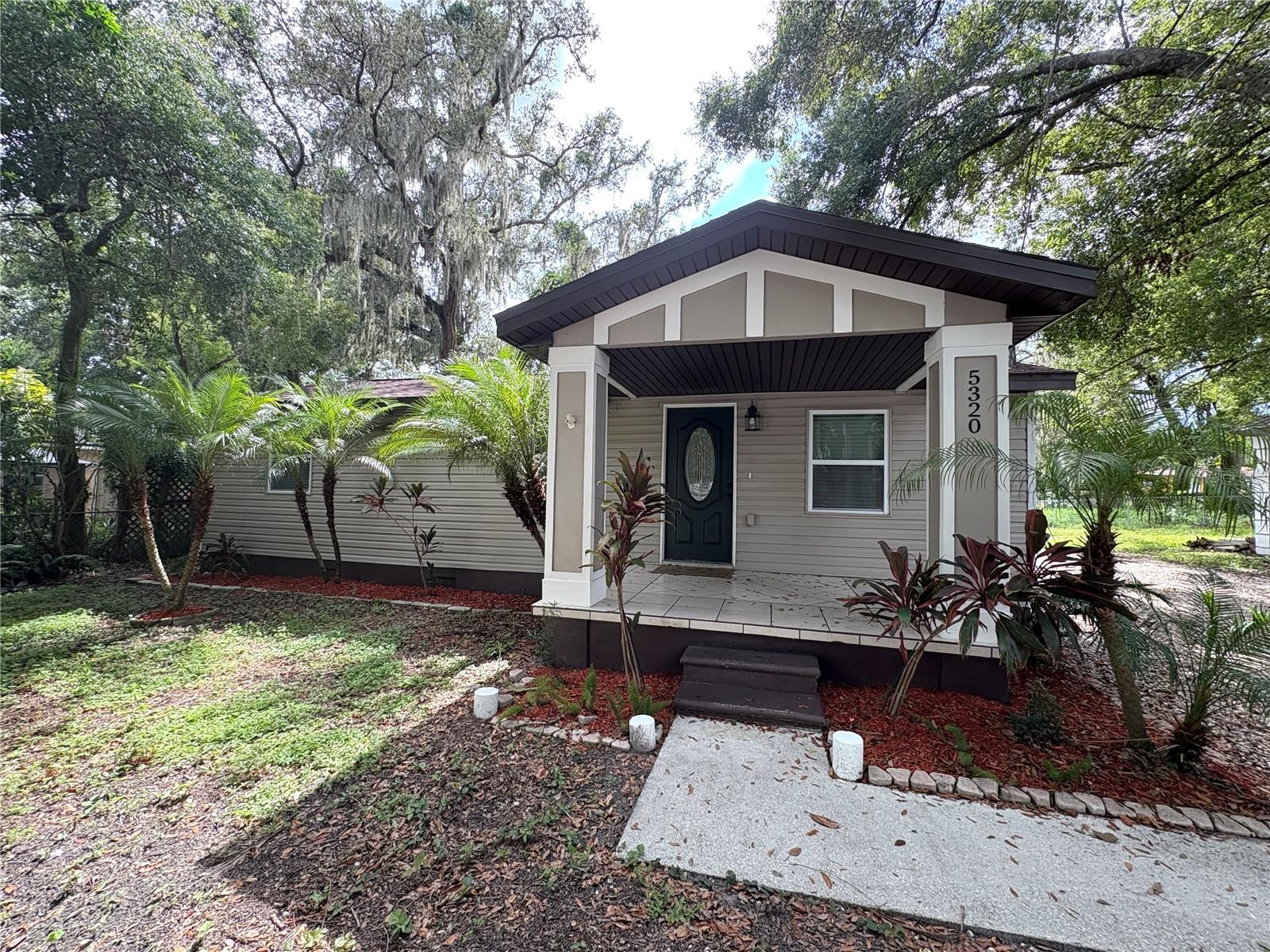 5320 CHERRY AVE, SEFFNER, FL