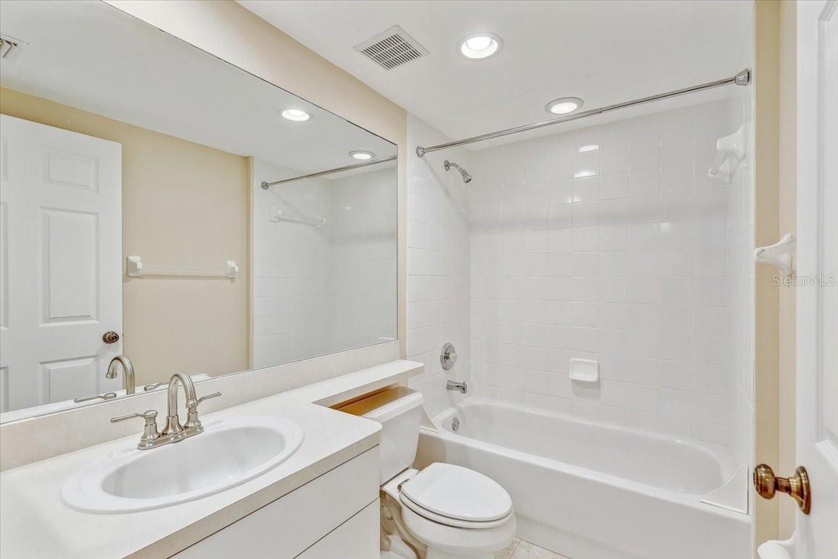 1200 COUNTRY CLUB DR #3405, LARGO, FL — photo 21