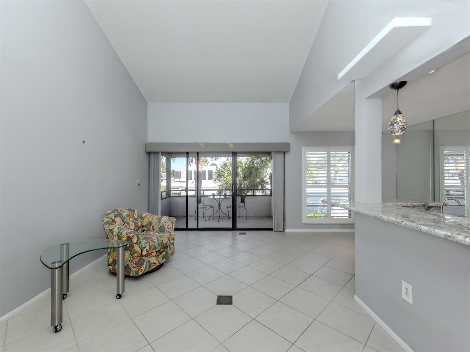 1555 TARPON CENTER DR #255, VENICE, FL — photo 9