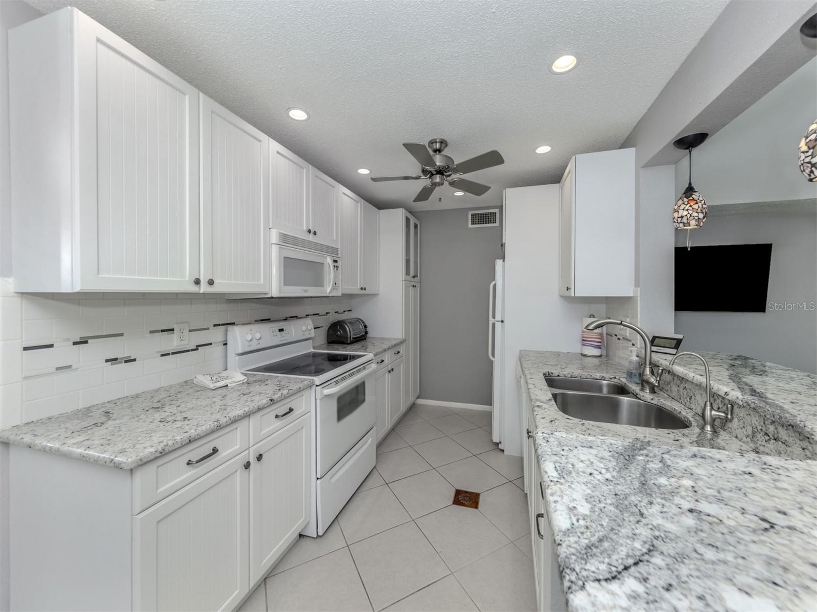 1555 TARPON CENTER DR #255, VENICE, FL — photo 17
