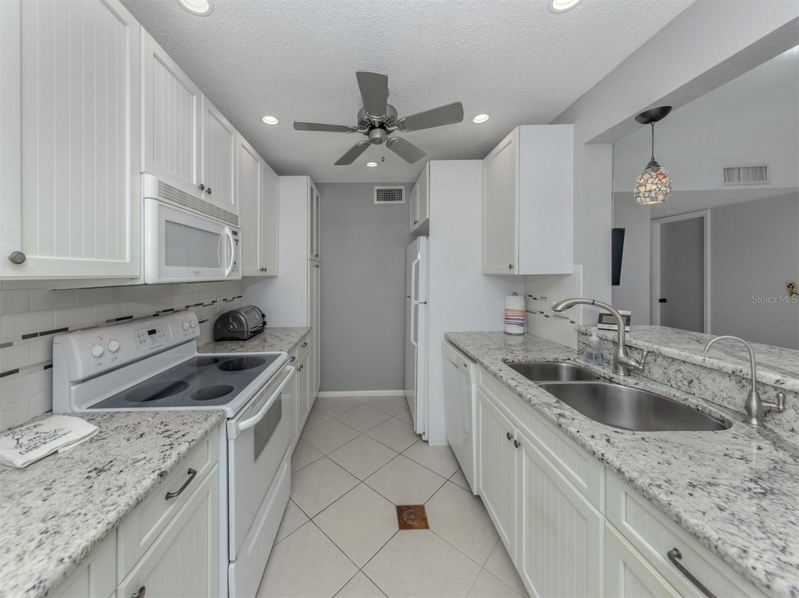 1555 TARPON CENTER DR #255, VENICE, FL — photo 18