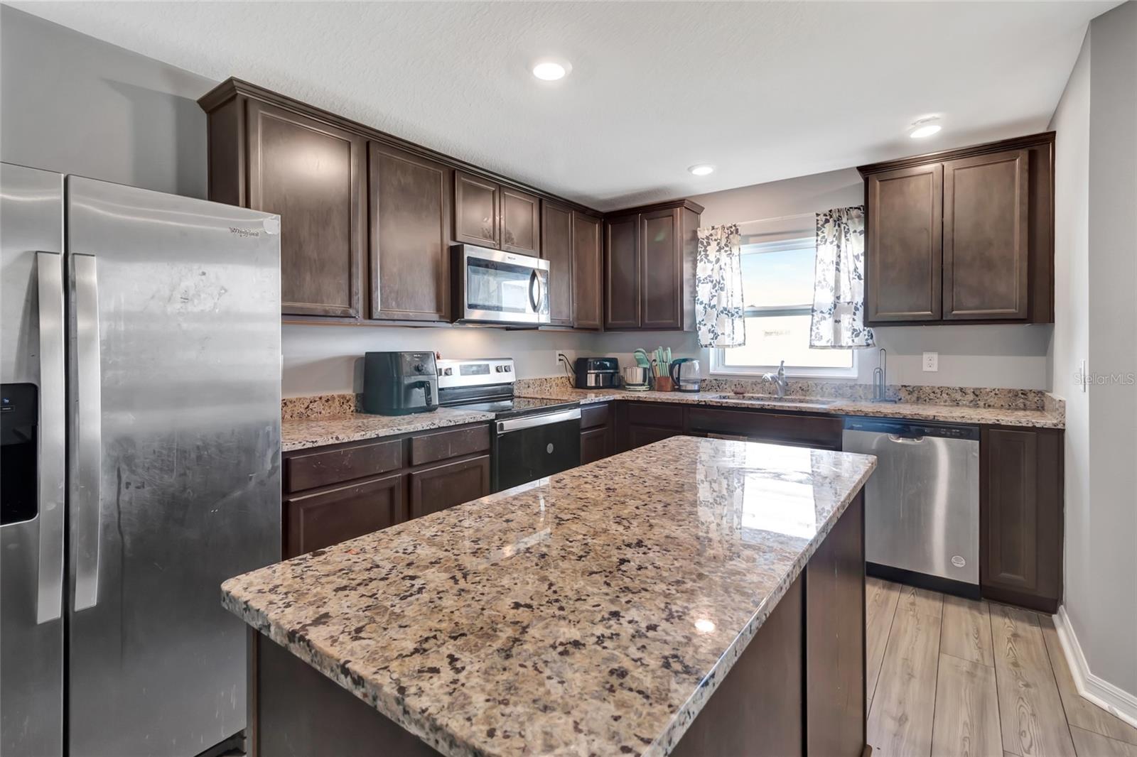 1691 WYNFORD CIR, TAVARES, FL — photo 5