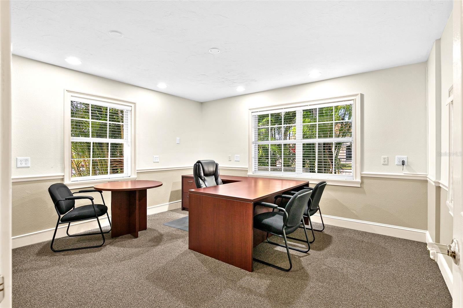 525 8TH ST W, BRADENTON, FL — photo 32