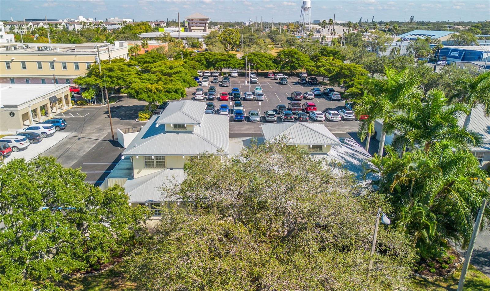 525 8TH ST W, BRADENTON, FL — photo 62