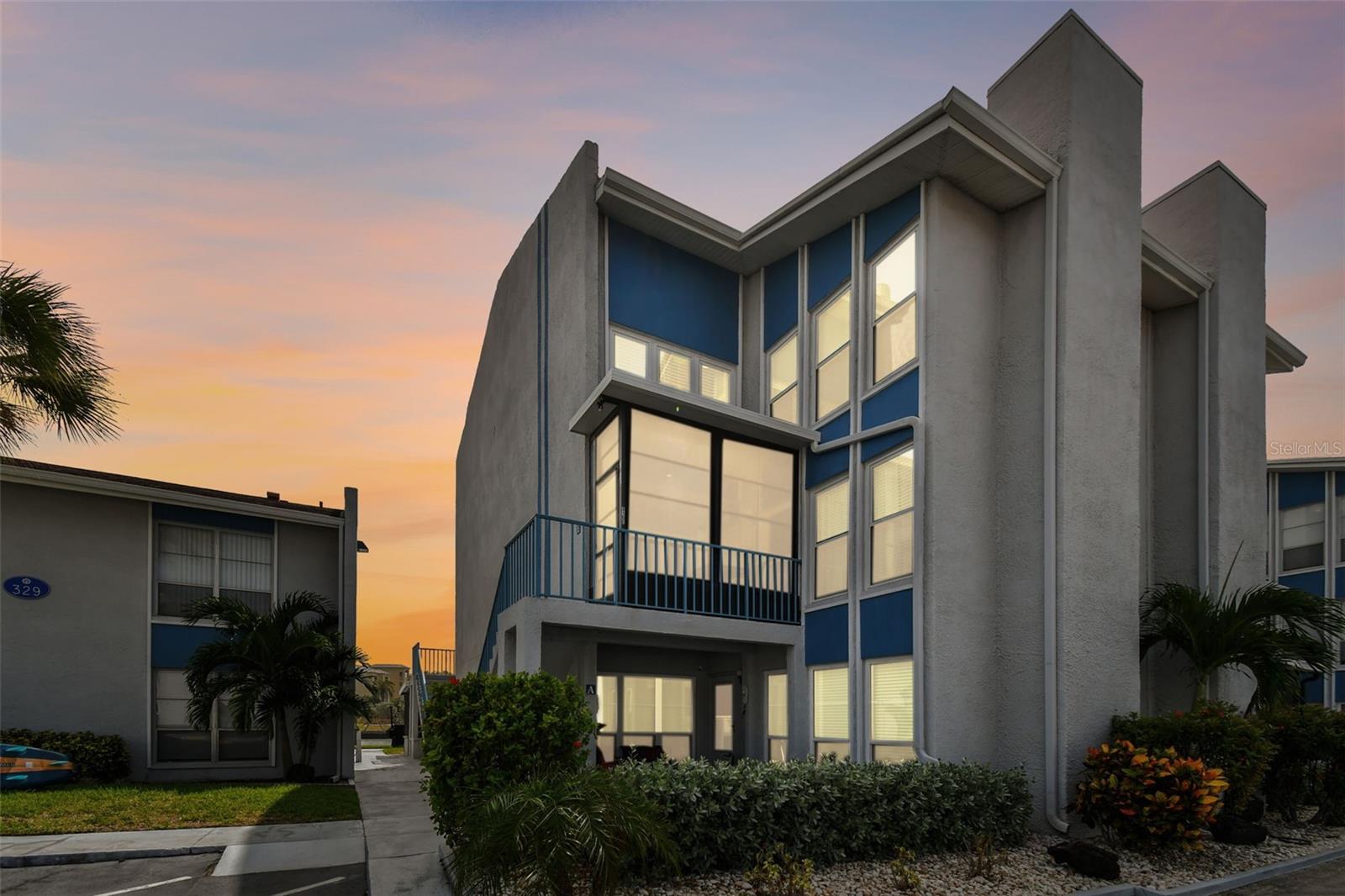 315 MEDALLION BLVD #E, MADEIRA BEACH, FL