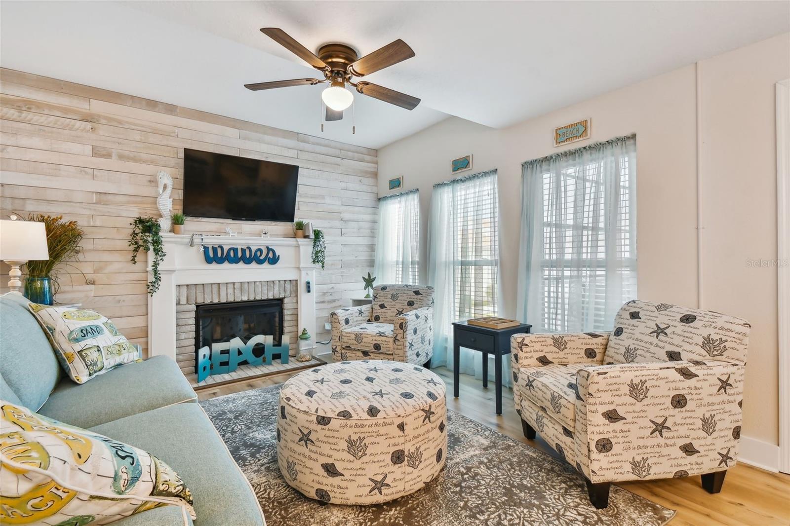 315 MEDALLION BLVD #E, MADEIRA BEACH, FL — photo 7