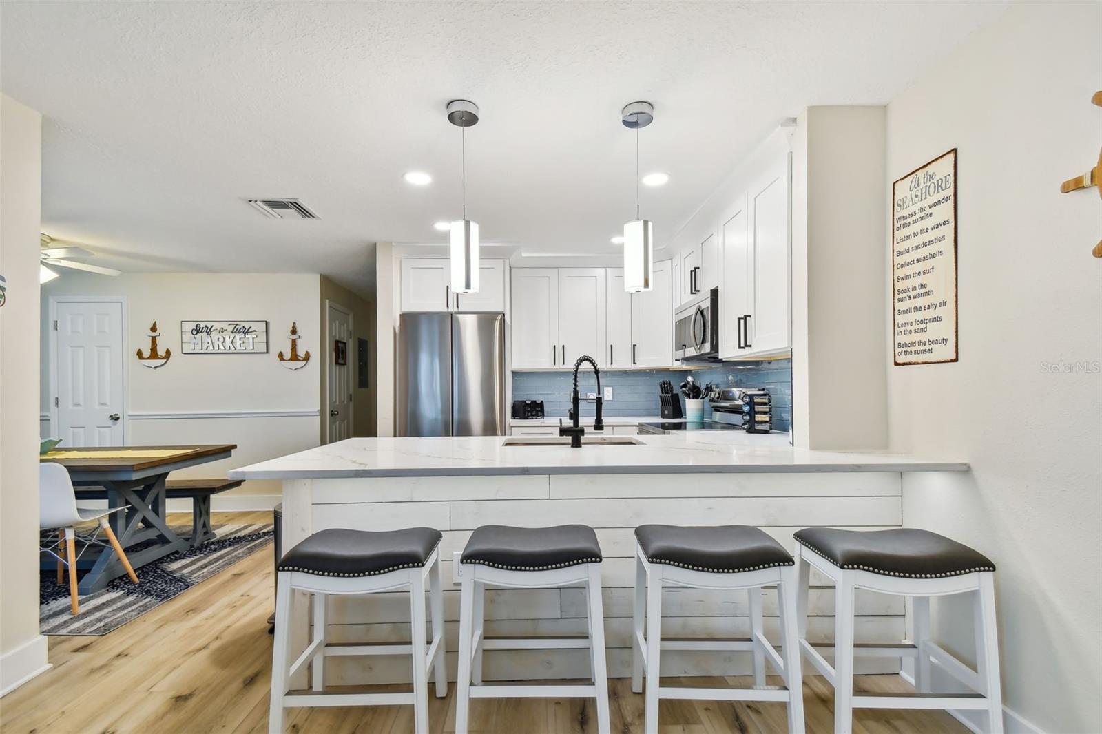 315 MEDALLION BLVD #E, MADEIRA BEACH, FL — photo 12