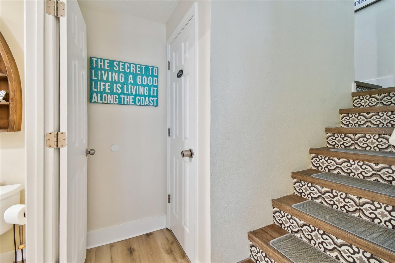315 MEDALLION BLVD #E, MADEIRA BEACH, FL — photo 25