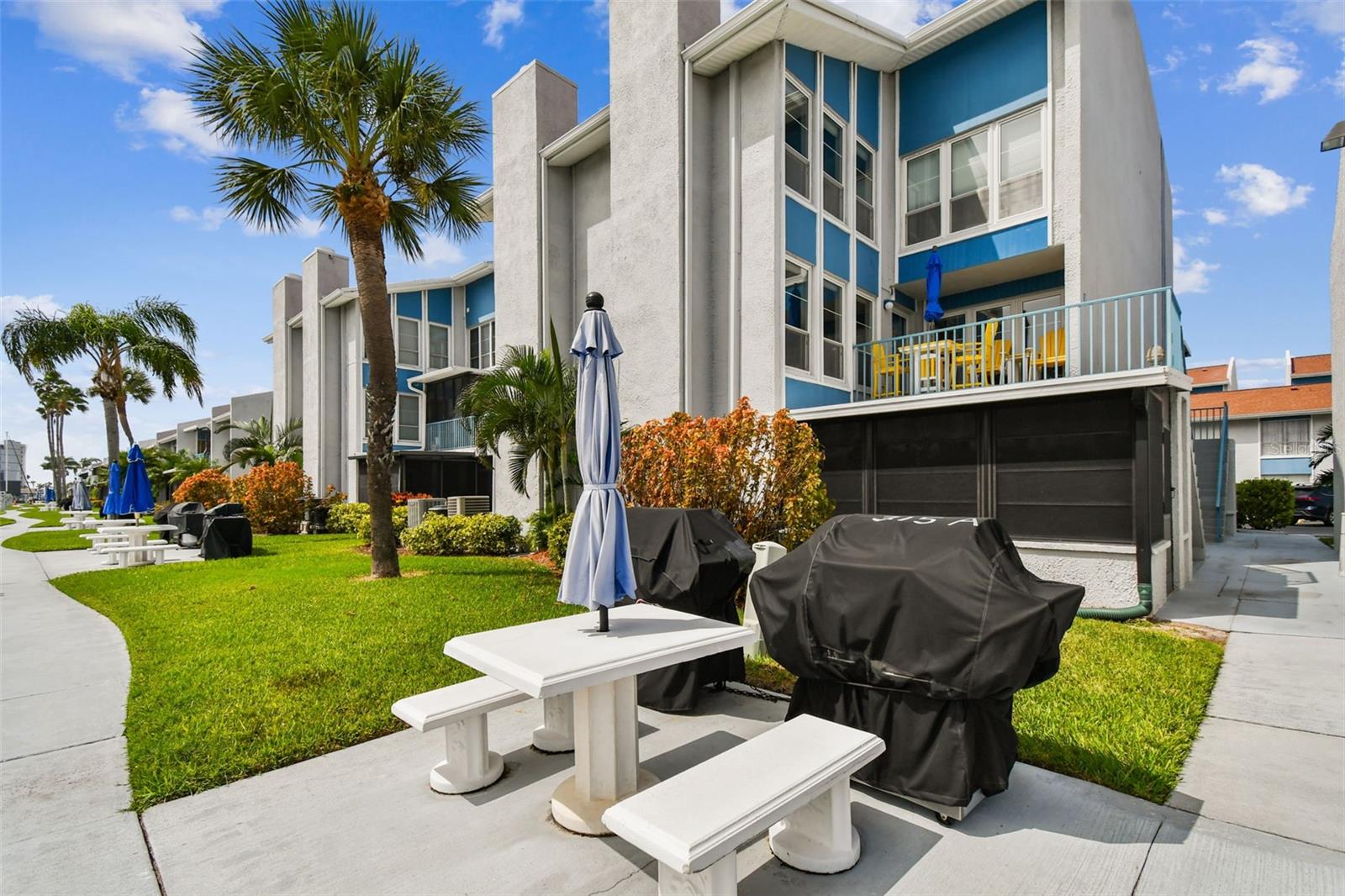 315 MEDALLION BLVD #E, MADEIRA BEACH, FL — photo 52