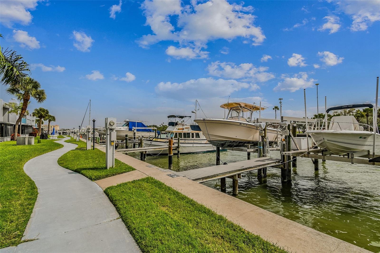 315 MEDALLION BLVD #E, MADEIRA BEACH, FL — photo 53