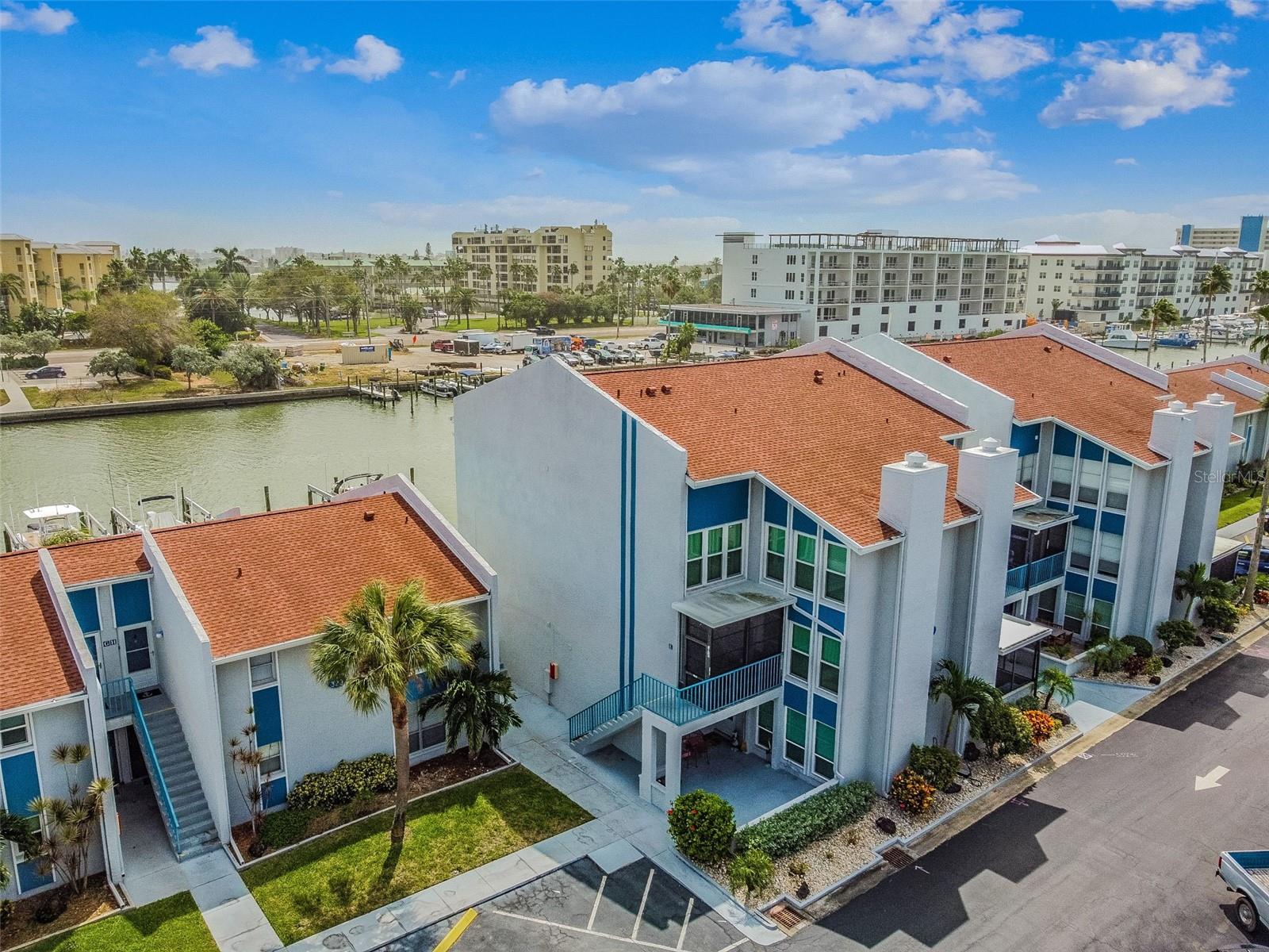 315 MEDALLION BLVD #E, MADEIRA BEACH, FL — photo 54