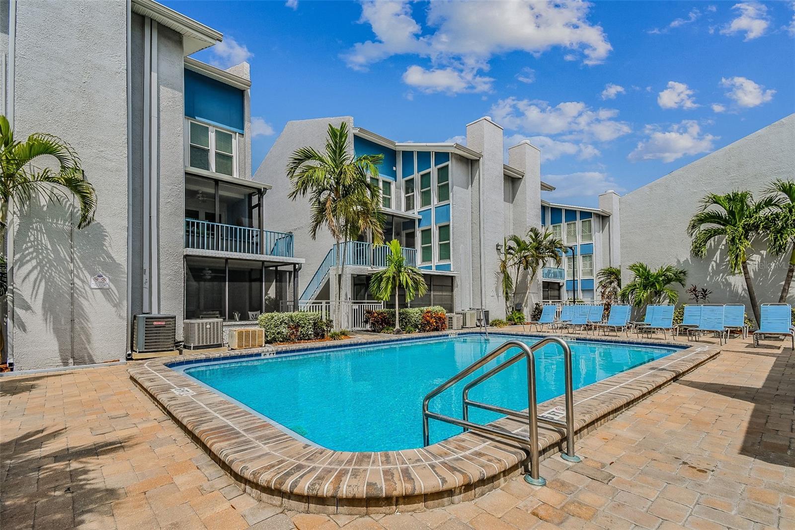 315 MEDALLION BLVD #E, MADEIRA BEACH, FL — photo 56