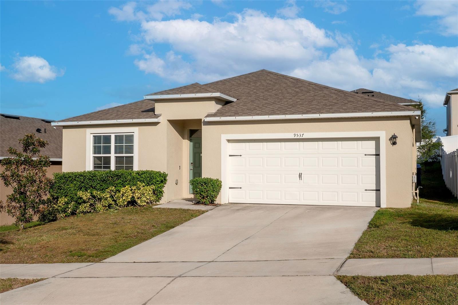 9537 BLACK WALNUT DR, CLERMONT, FL