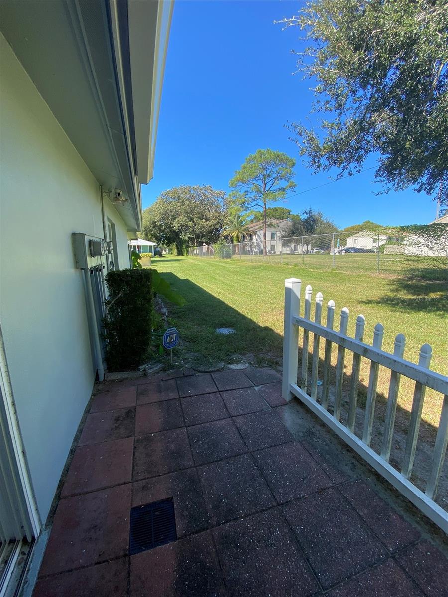 1609 WHITEBRIDGE DR #C, PALM HARBOR, FL — photo 24