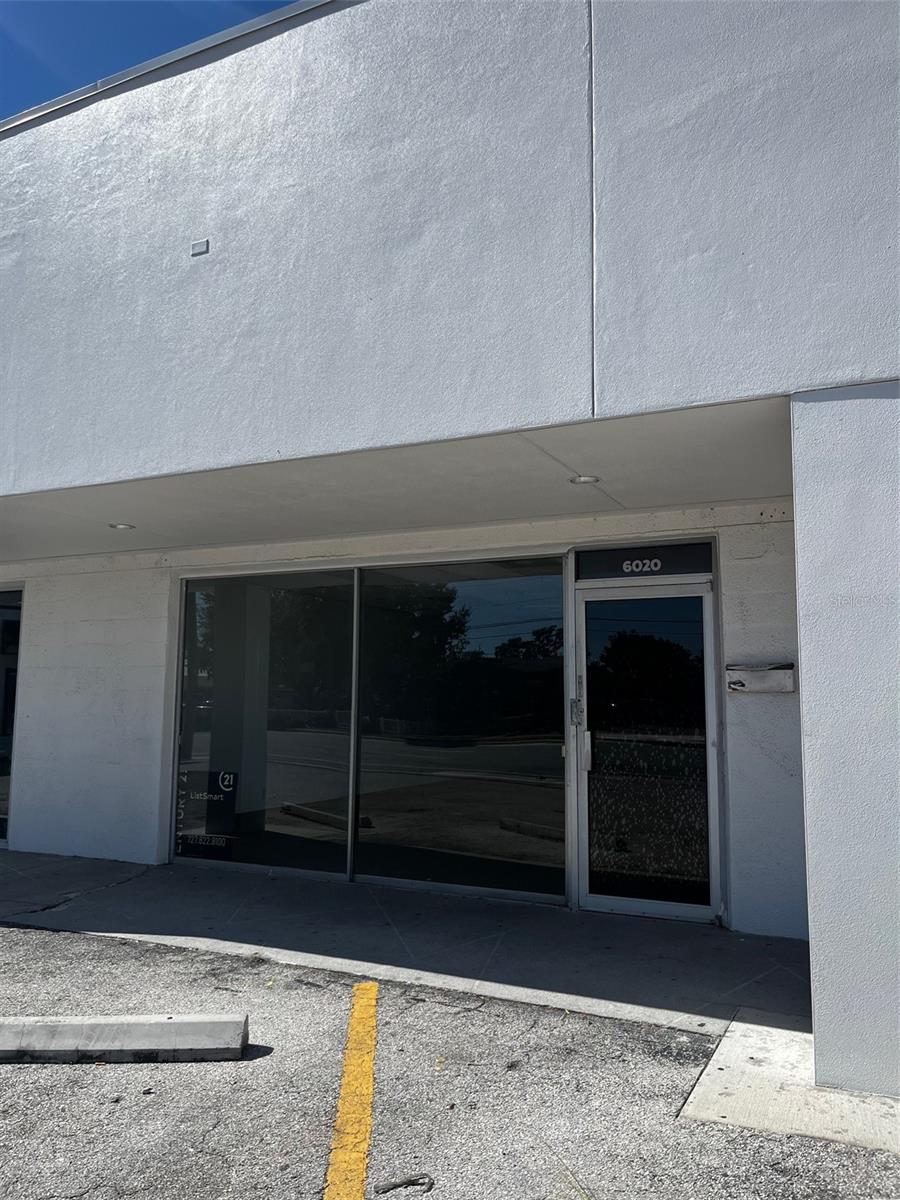 6020 SEMINOLE BLVD, SEMINOLE, FL