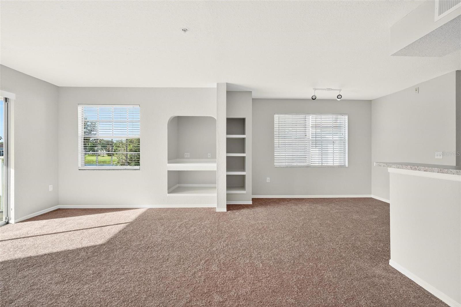 13917 FAIRWAY ISLAND DR #928, ORLANDO, FL — photo 11