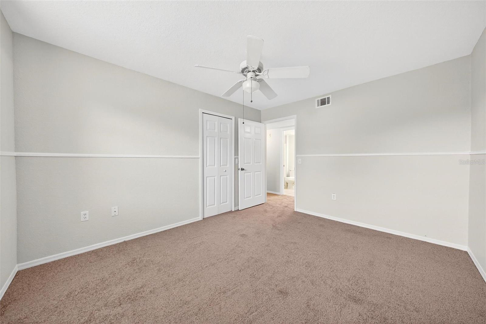 13917 FAIRWAY ISLAND DR #928, ORLANDO, FL — photo 31