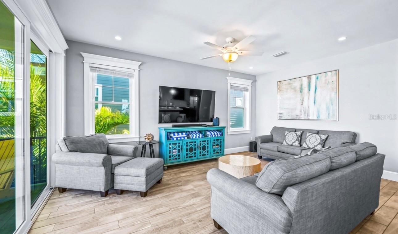 401 20TH PL, BRADENTON BEACH, FL — photo 15