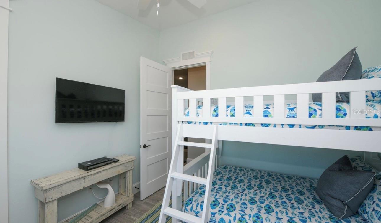 401 20TH PL, BRADENTON BEACH, FL — photo 38