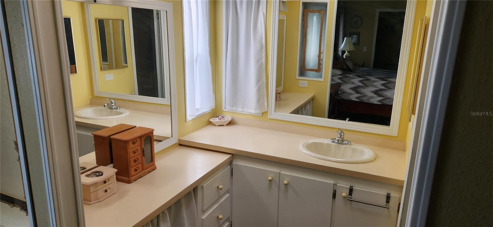 36330 LE SABRE WAY, ZEPHYRHILLS, FL — photo 16