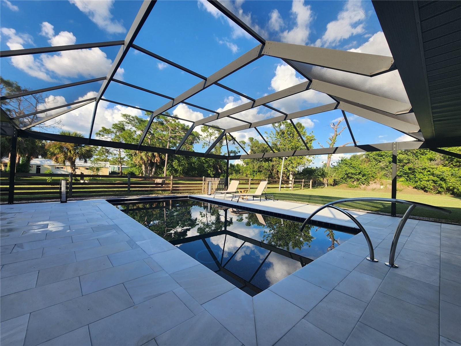 900 CRESTWOOD RD, ENGLEWOOD, FL — photo 13