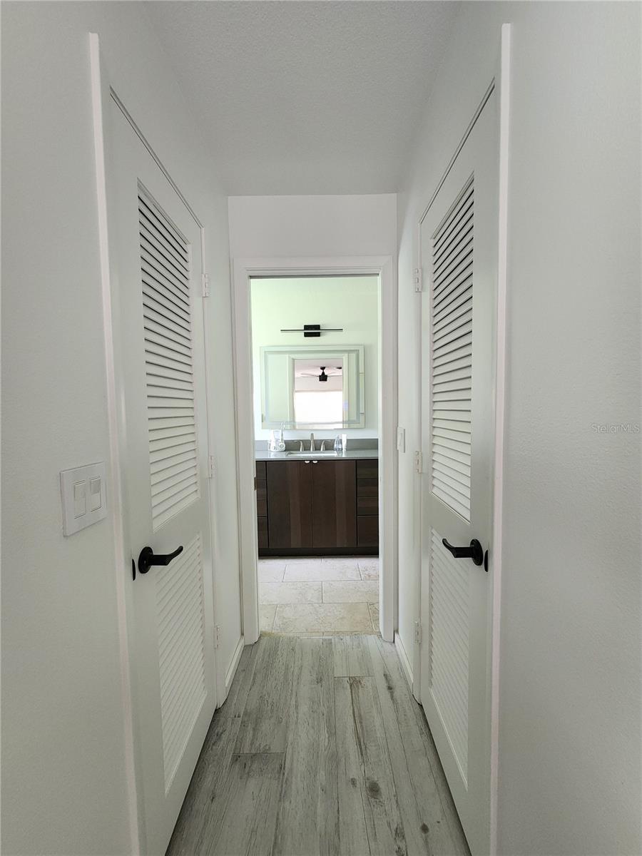 900 CRESTWOOD RD, ENGLEWOOD, FL — photo 25