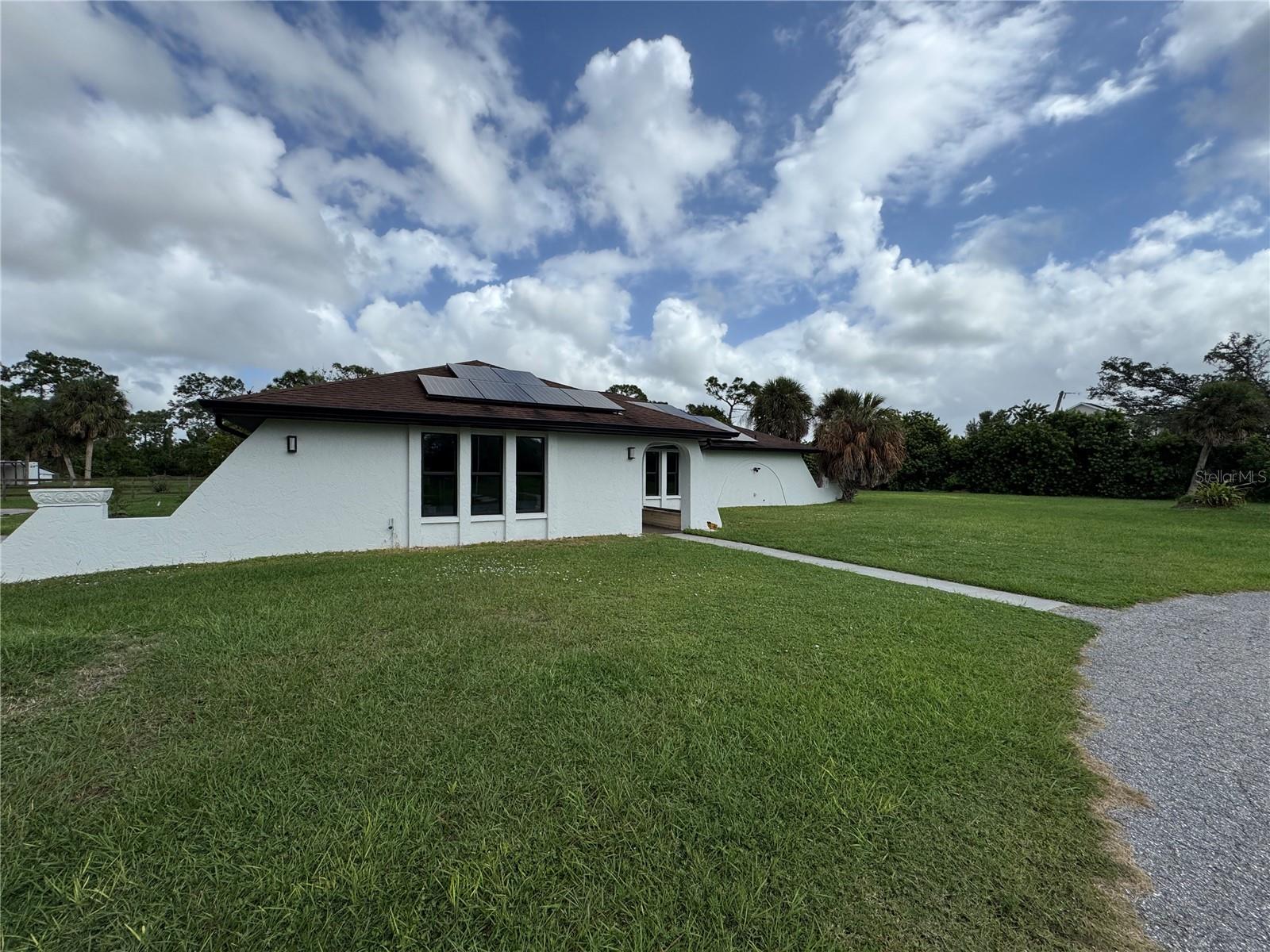 900 CRESTWOOD RD, ENGLEWOOD, FL — photo 34