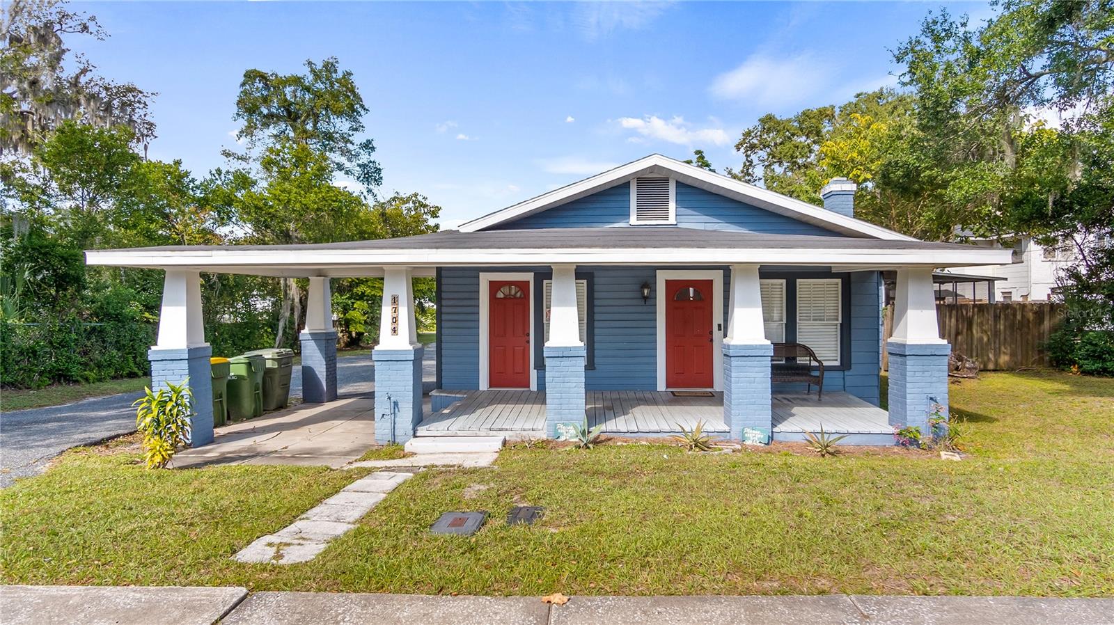 1704 W MAIN ST, LEESBURG, FL