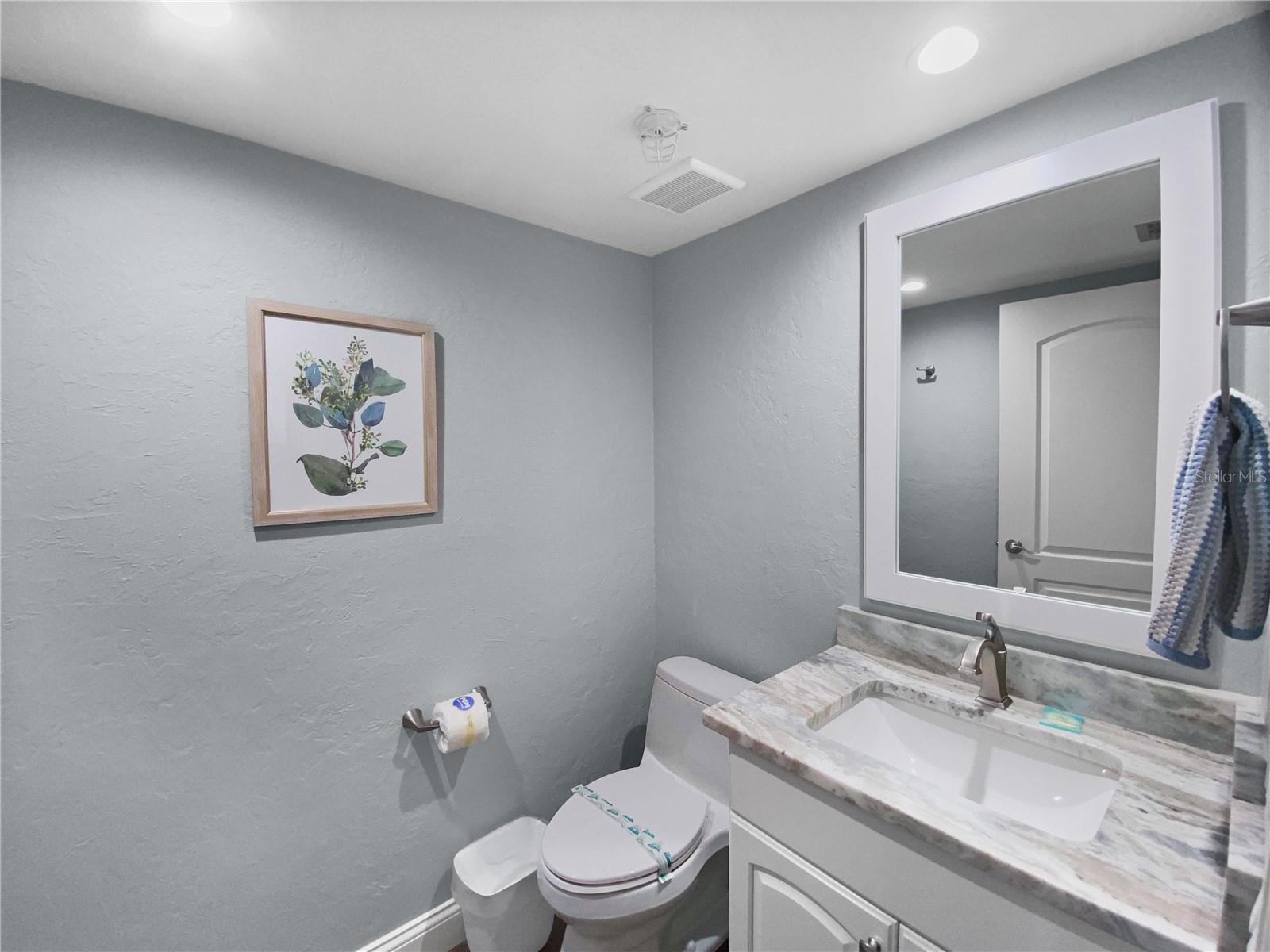 1445 GULF OF MEXICO DR #305, LONGBOAT KEY, FL — photo 17