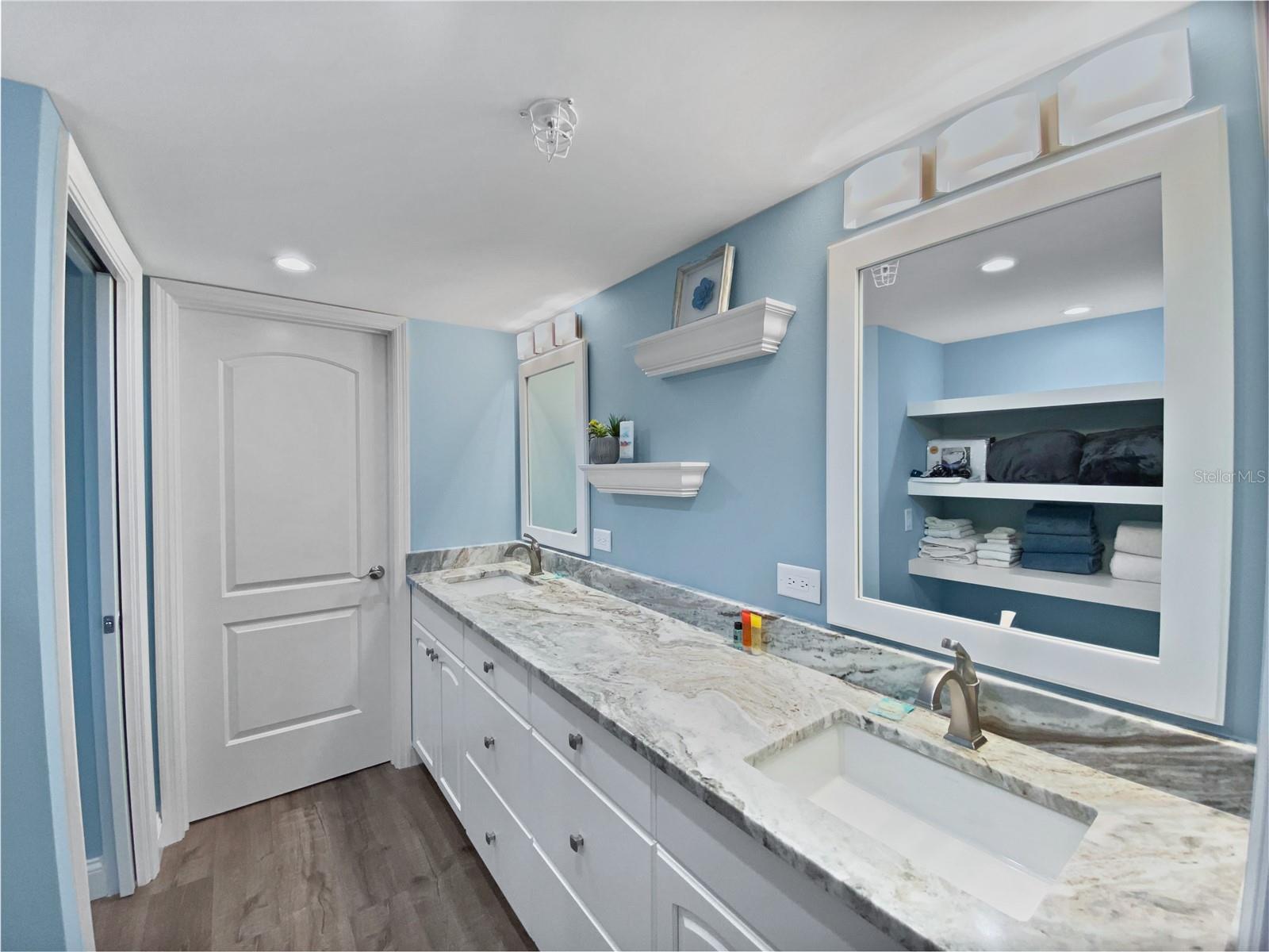 1445 GULF OF MEXICO DR #305, LONGBOAT KEY, FL — photo 20