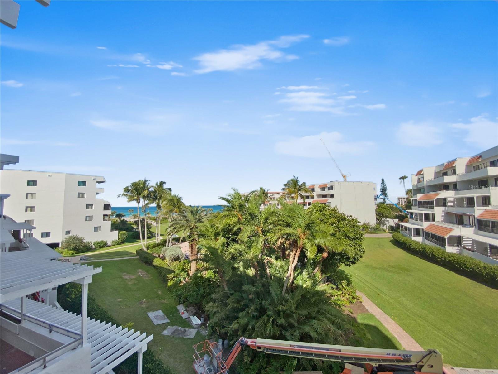 1445 GULF OF MEXICO DR #305, LONGBOAT KEY, FL — photo 25