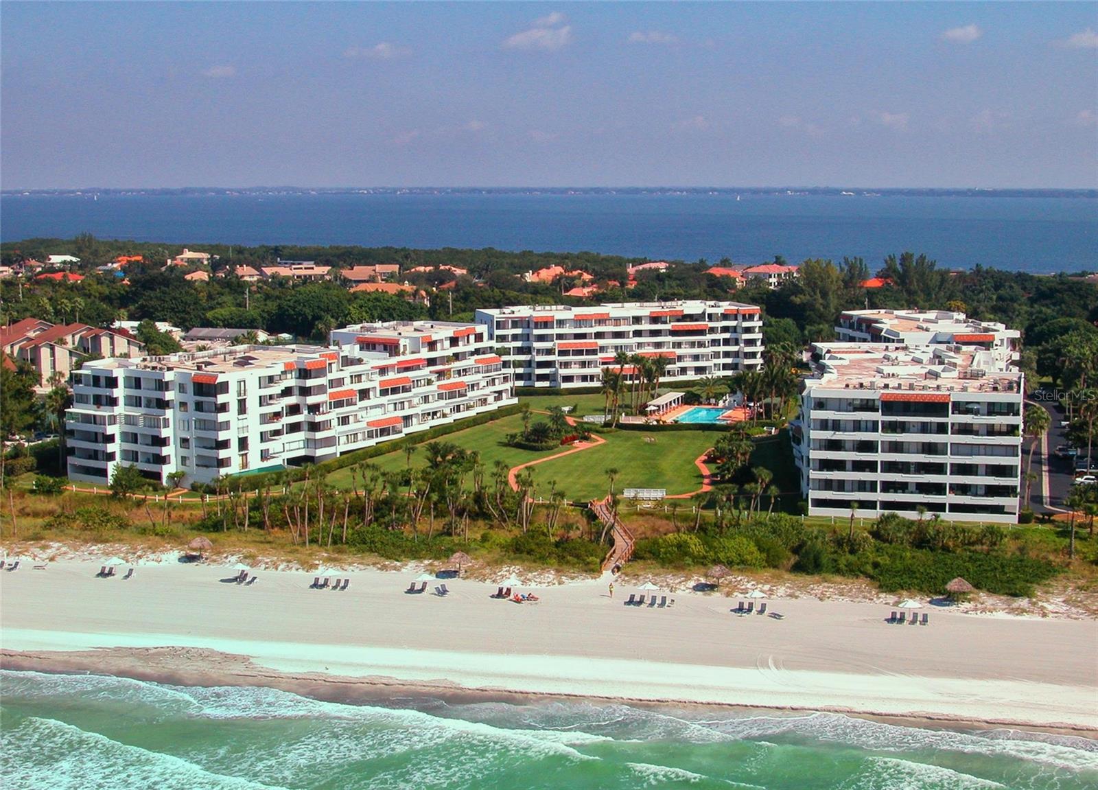 1445 GULF OF MEXICO DR #305, LONGBOAT KEY, FL — photo 40