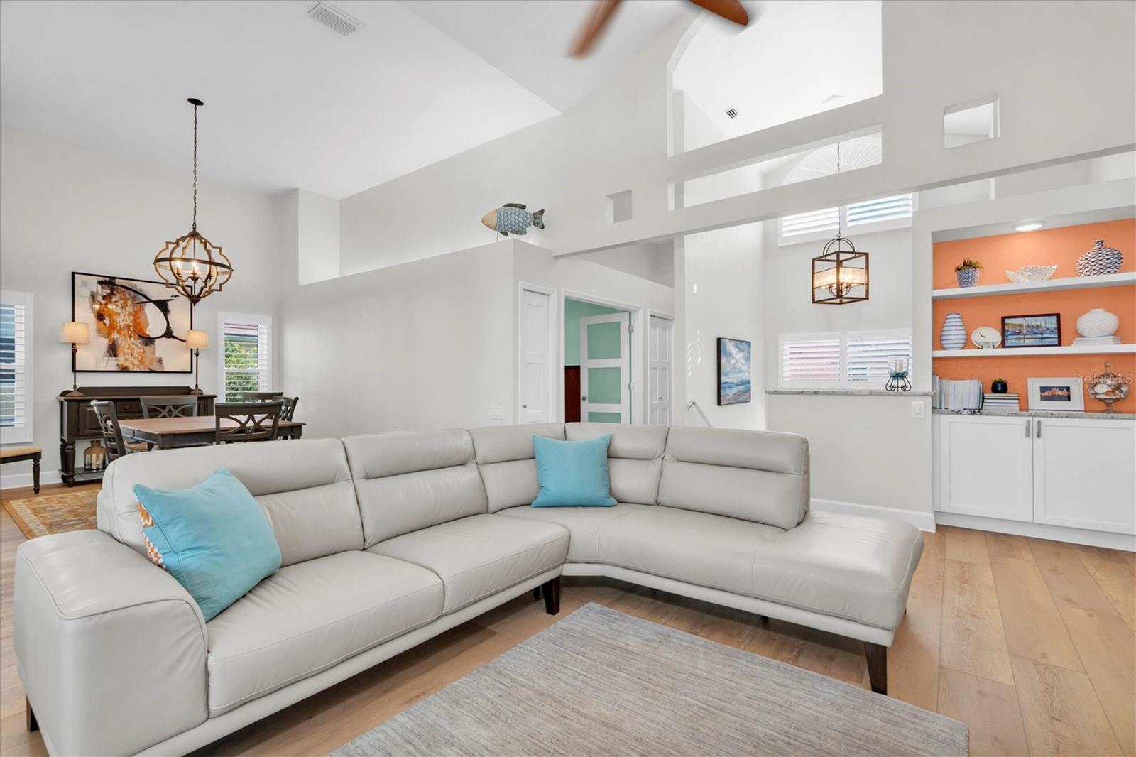 18 JEFFERSON CT S, ST PETERSBURG, FL — photo 7