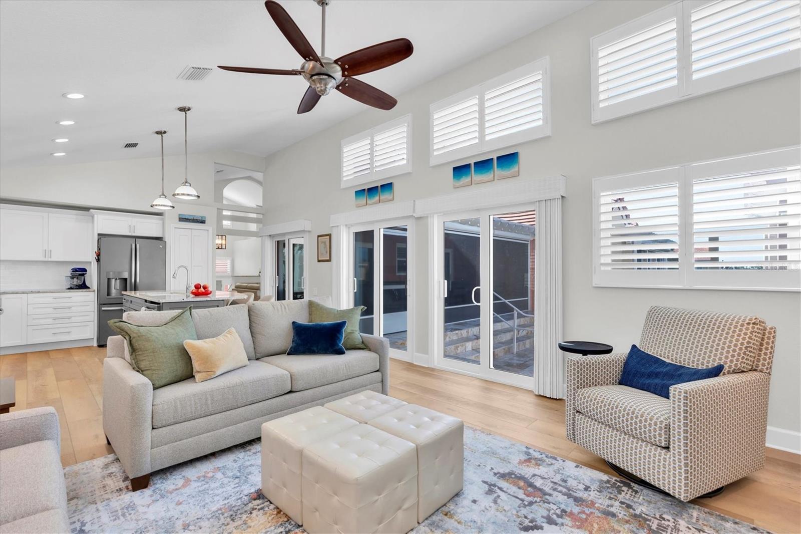 18 JEFFERSON CT S, ST PETERSBURG, FL — photo 17