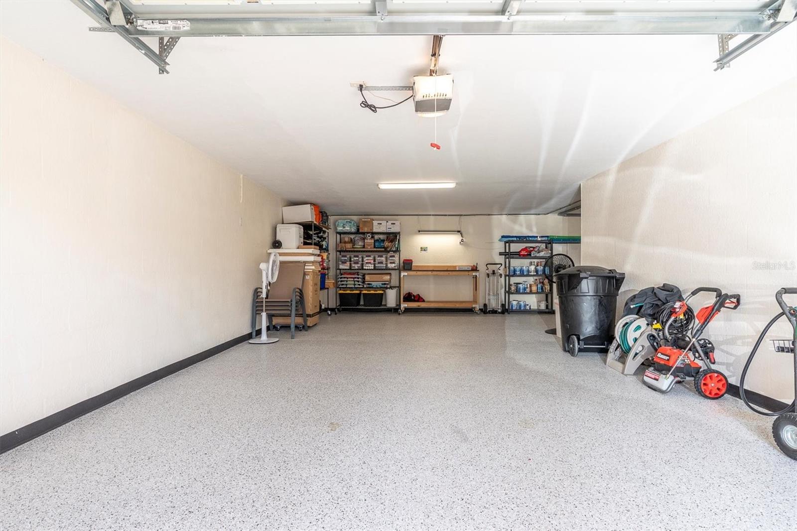 18 JEFFERSON CT S, ST PETERSBURG, FL — photo 37