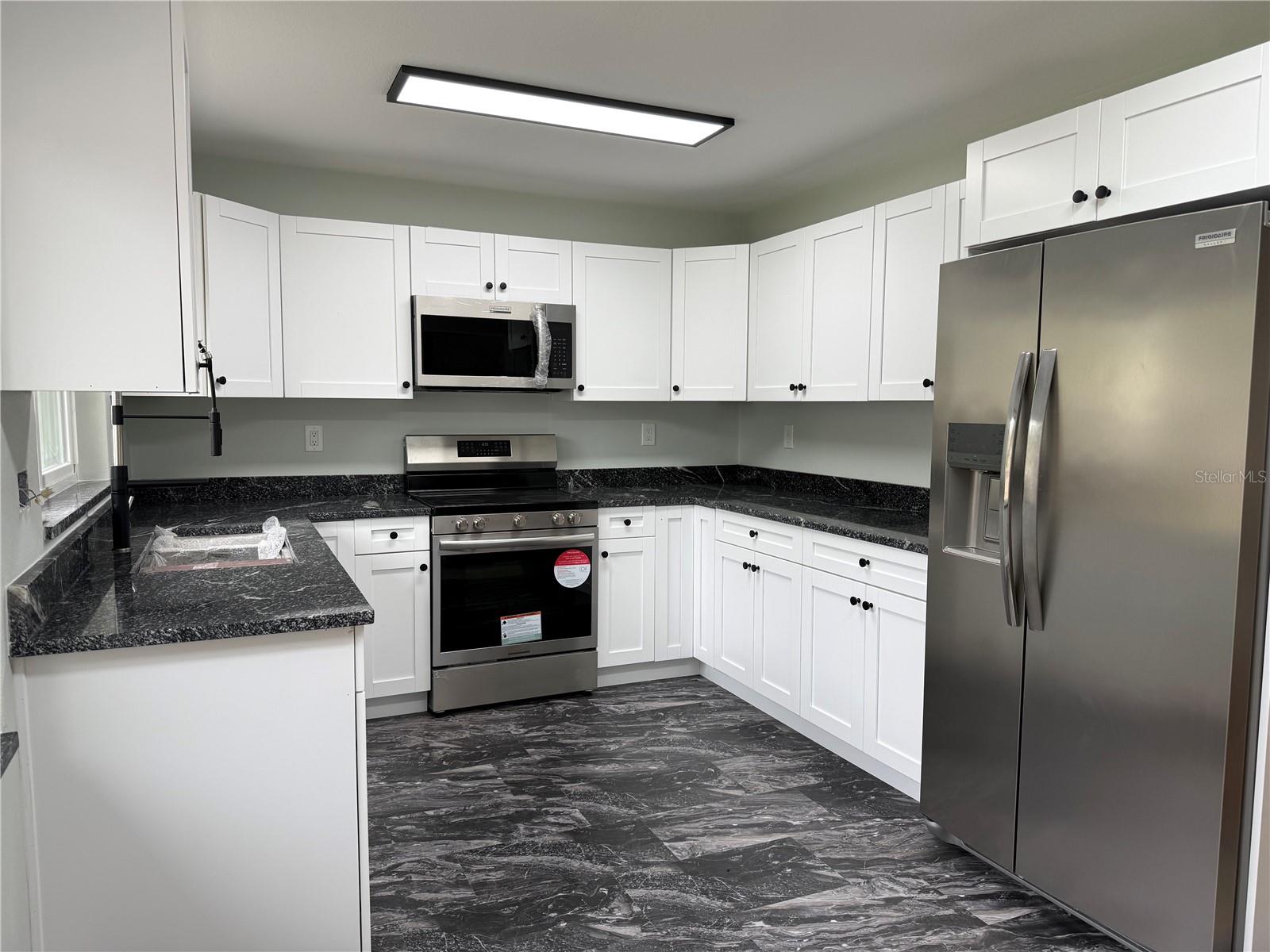 6221 6TH AVE N, ST PETERSBURG, FL — photo 10