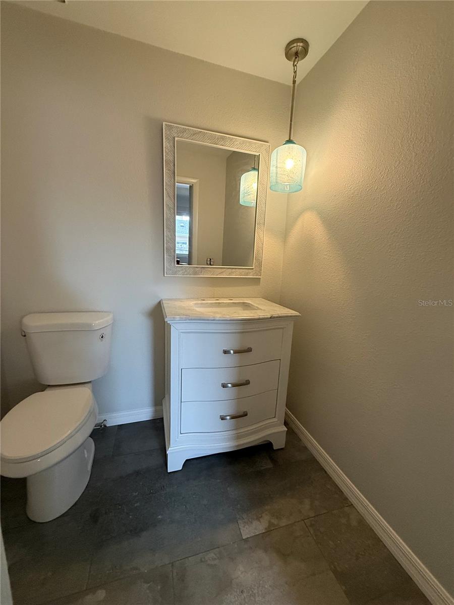 6221 6TH AVE N, ST PETERSBURG, FL — photo 17