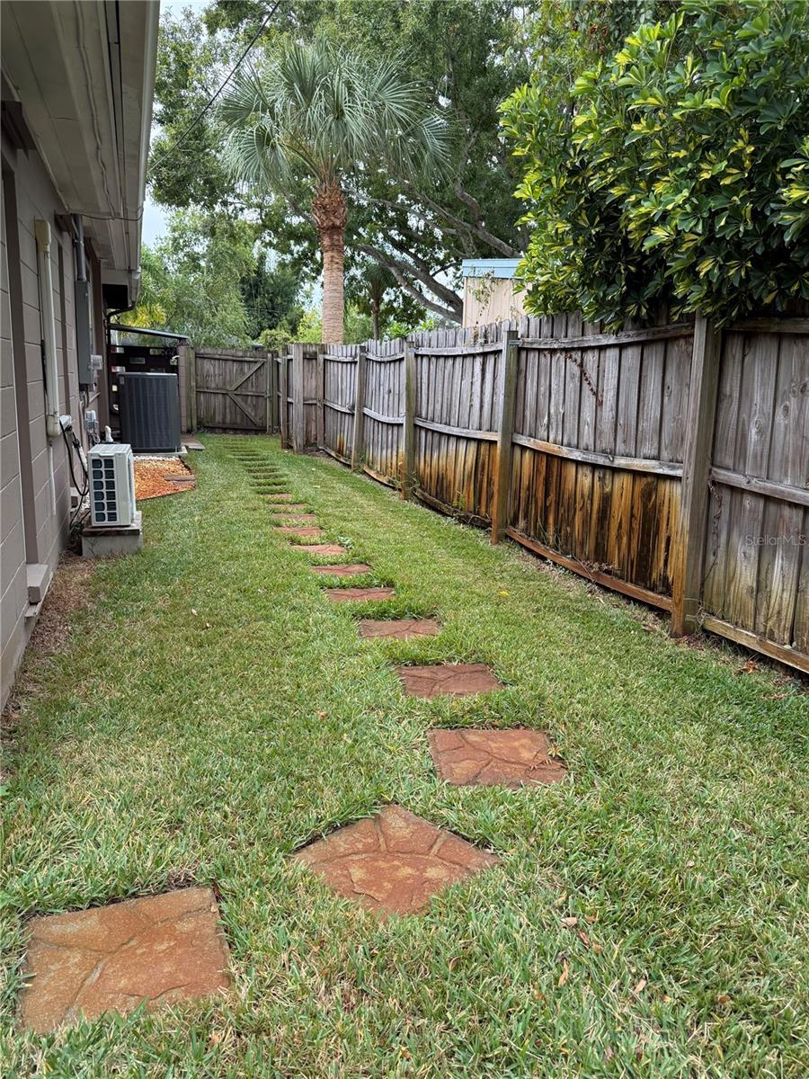 6221 6TH AVE N, ST PETERSBURG, FL — photo 22