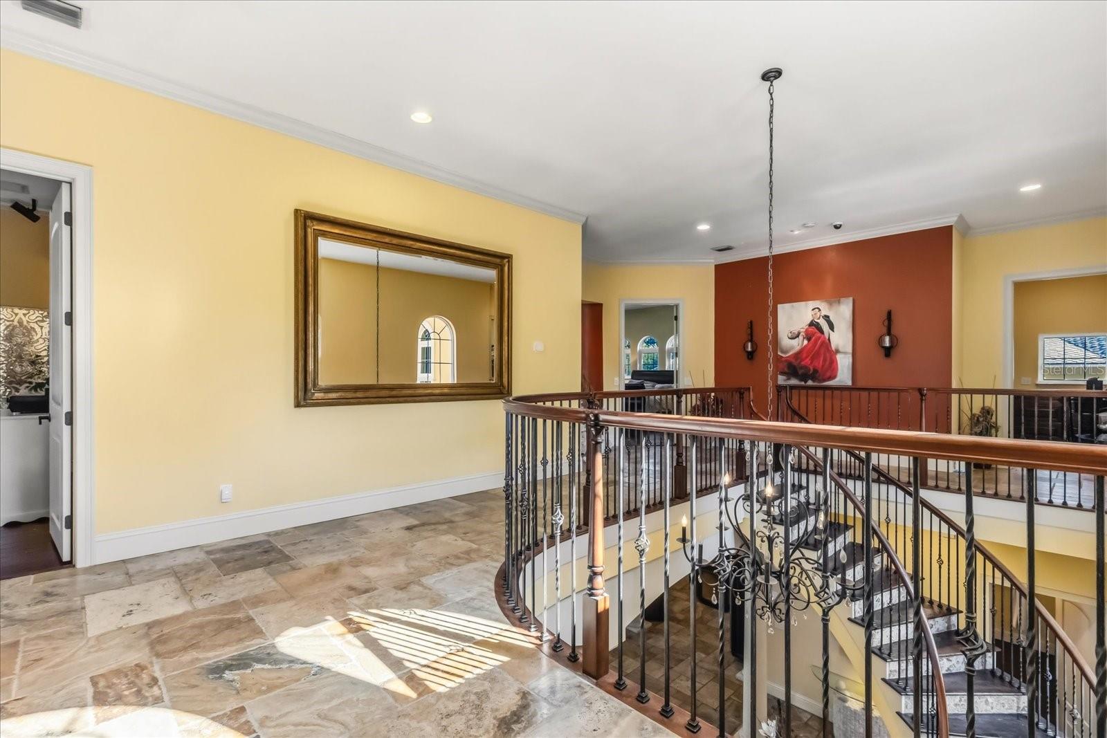 911 JUNGLE AVE N, ST PETERSBURG, FL — photo 27