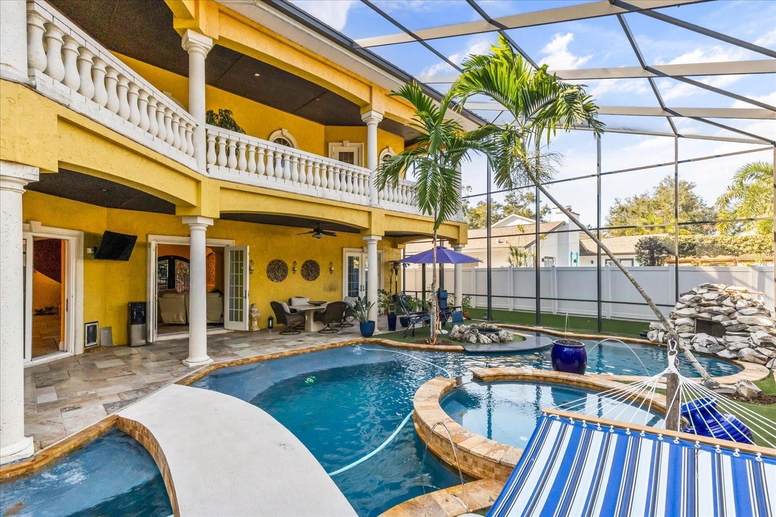 911 JUNGLE AVE N, ST PETERSBURG, FL — photo 59